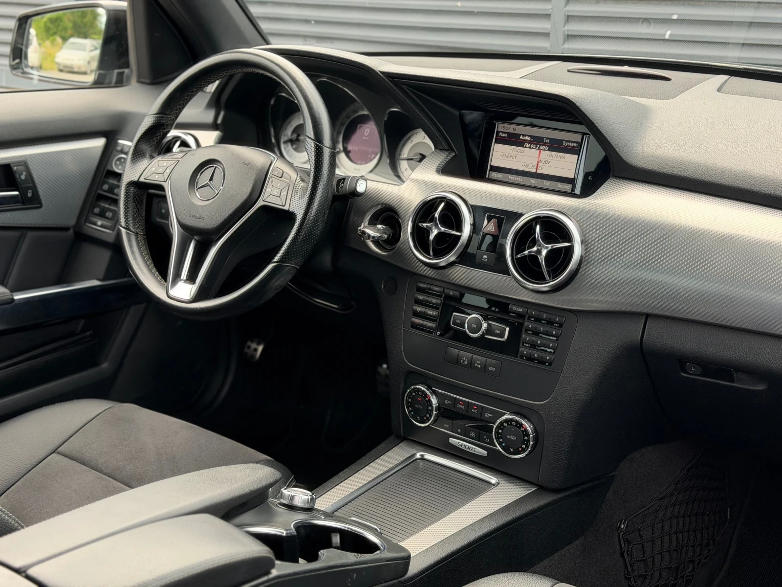 Mercedes-Benz GLK 220* Sport* ИТАЛИЯ, снимка 13 - Автомобили и джипове - 54874167
