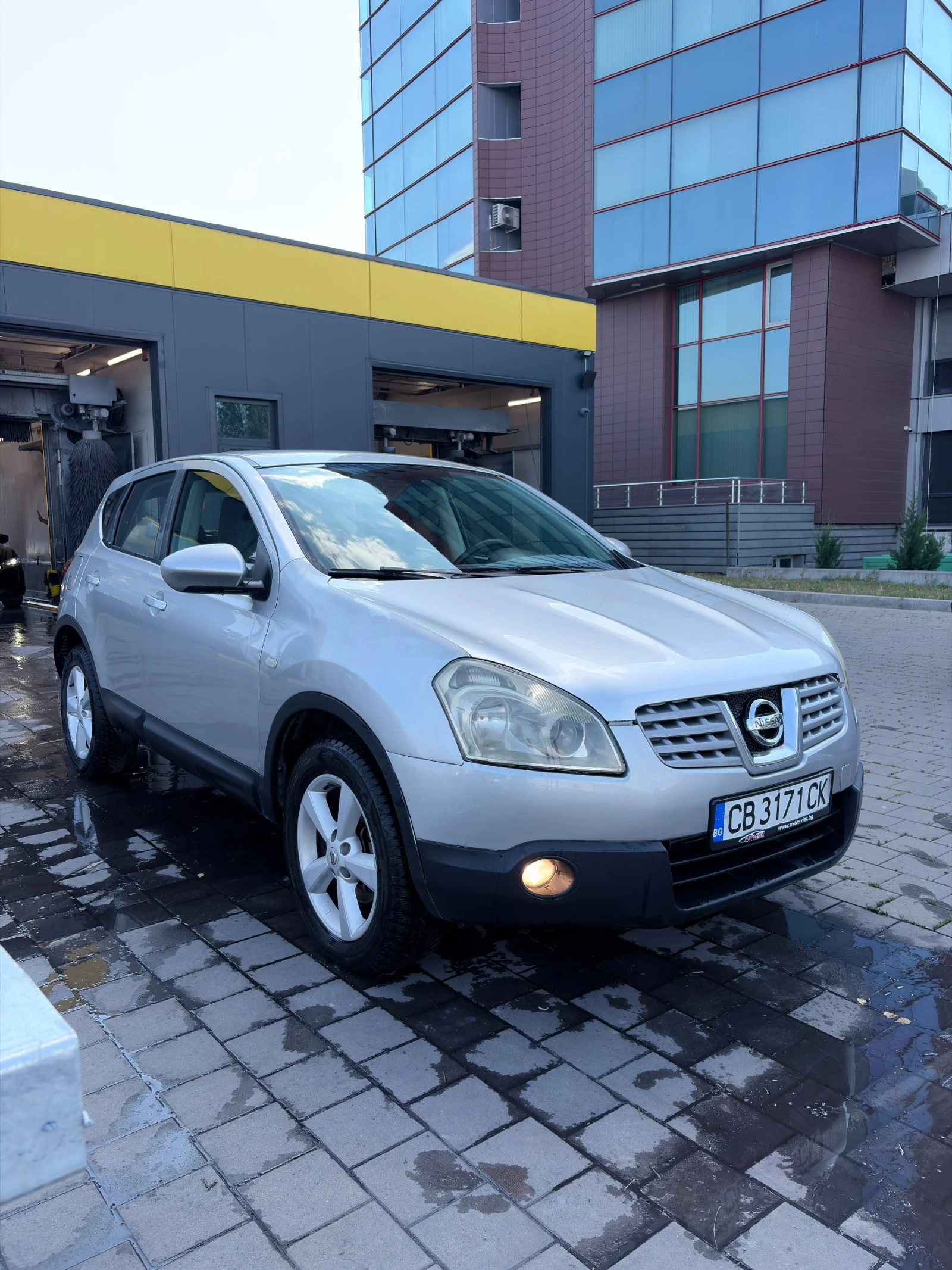 Nissan Qashqai 2.0 dCi, снимка 8 - Автомобили и джипове - 55141318