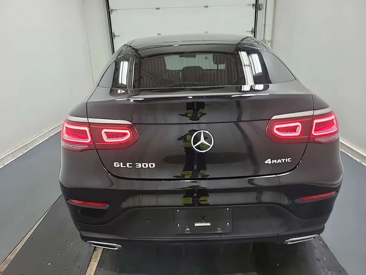 Mercedes-Benz GLC 300 COUPE/360 КАМЕРА/CARFAX /ДИСТРОНИК/ПАНО/ПОДГРЕВ, снимка 17 - Автомобили и джипове - 55708765