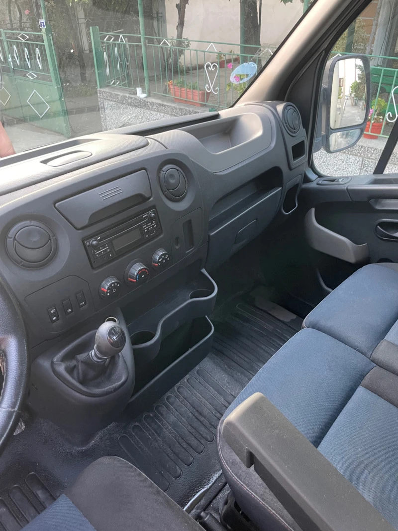 Renault Master, снимка 9 - Бусове и автобуси - 48200303