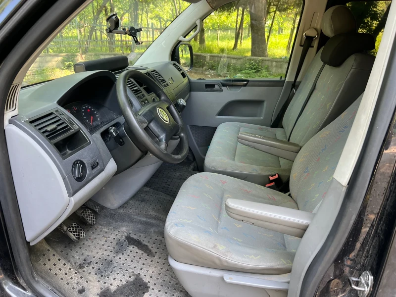 VW T5, снимка 13 - Бусове и автобуси - 52742217