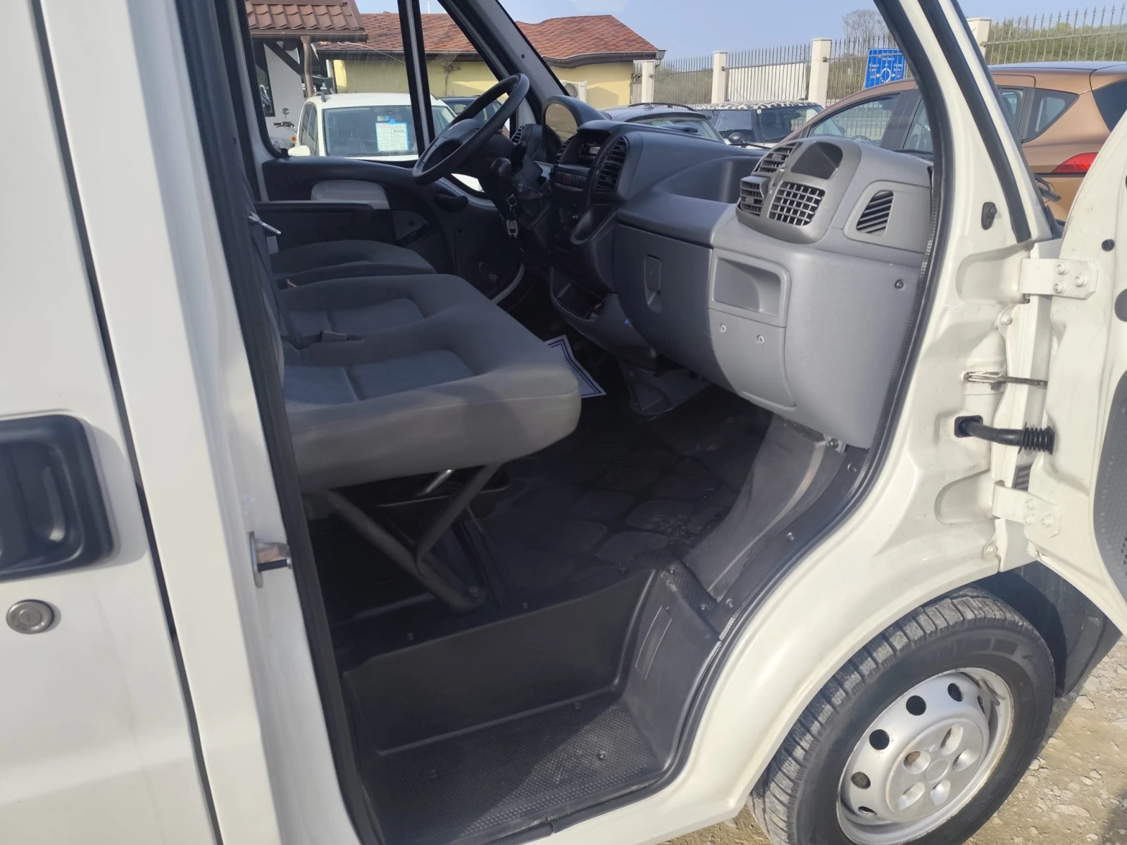Citroen Jumper 2.2 дизел - изображение 10