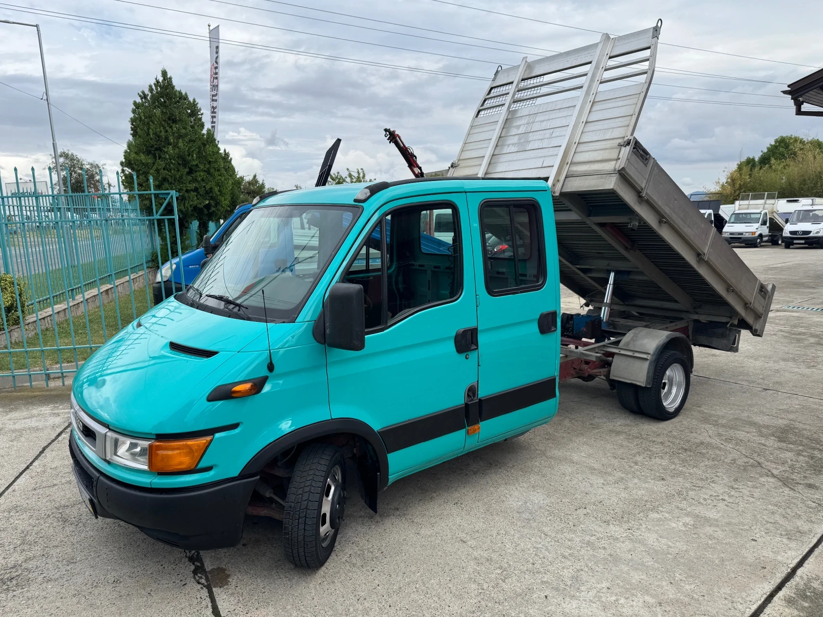 Iveco Daily 2.8TDI* 35C11* 3.20м Тристранен самосвал - изображение 4
