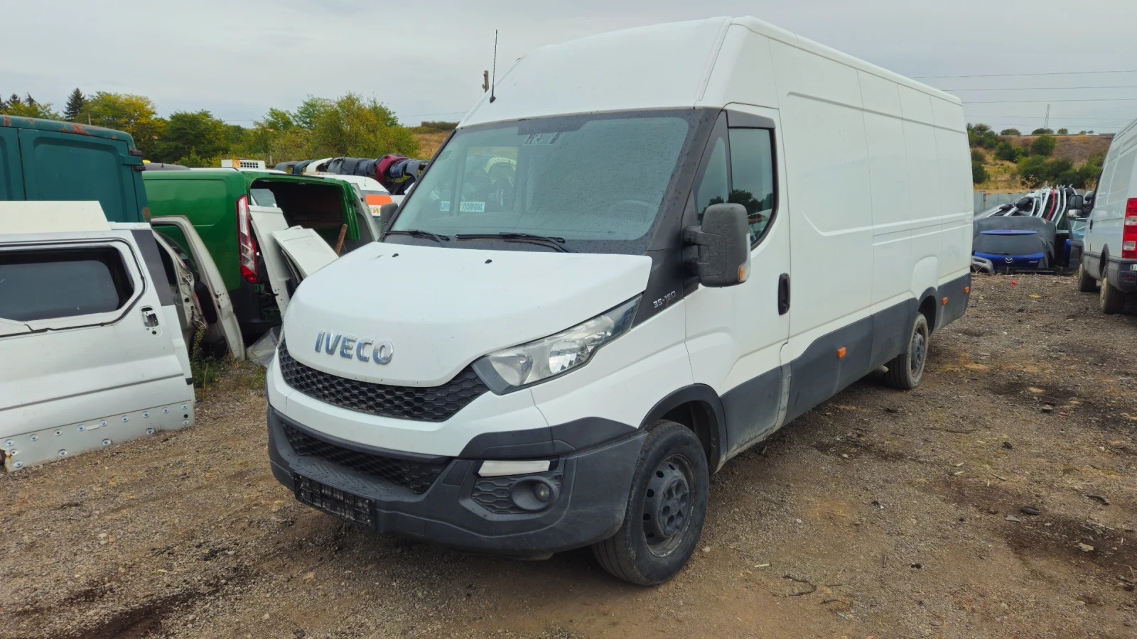 Iveco Daily 2.3hpi/на части , снимка 2 - Бусове и автобуси - 56227992