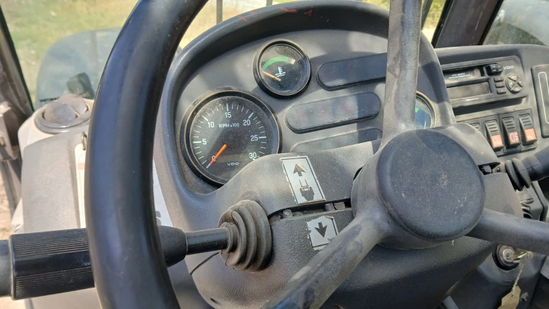 Телескопичен товарач Manitou MLT 741 120 LSU Turbo, снимка 12 - Селскостопанска техника - 49370522