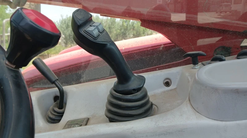 Телескопичен товарач Manitou MLT 741 120 LSU Turbo, снимка 5 - Селскостопанска техника - 49370522