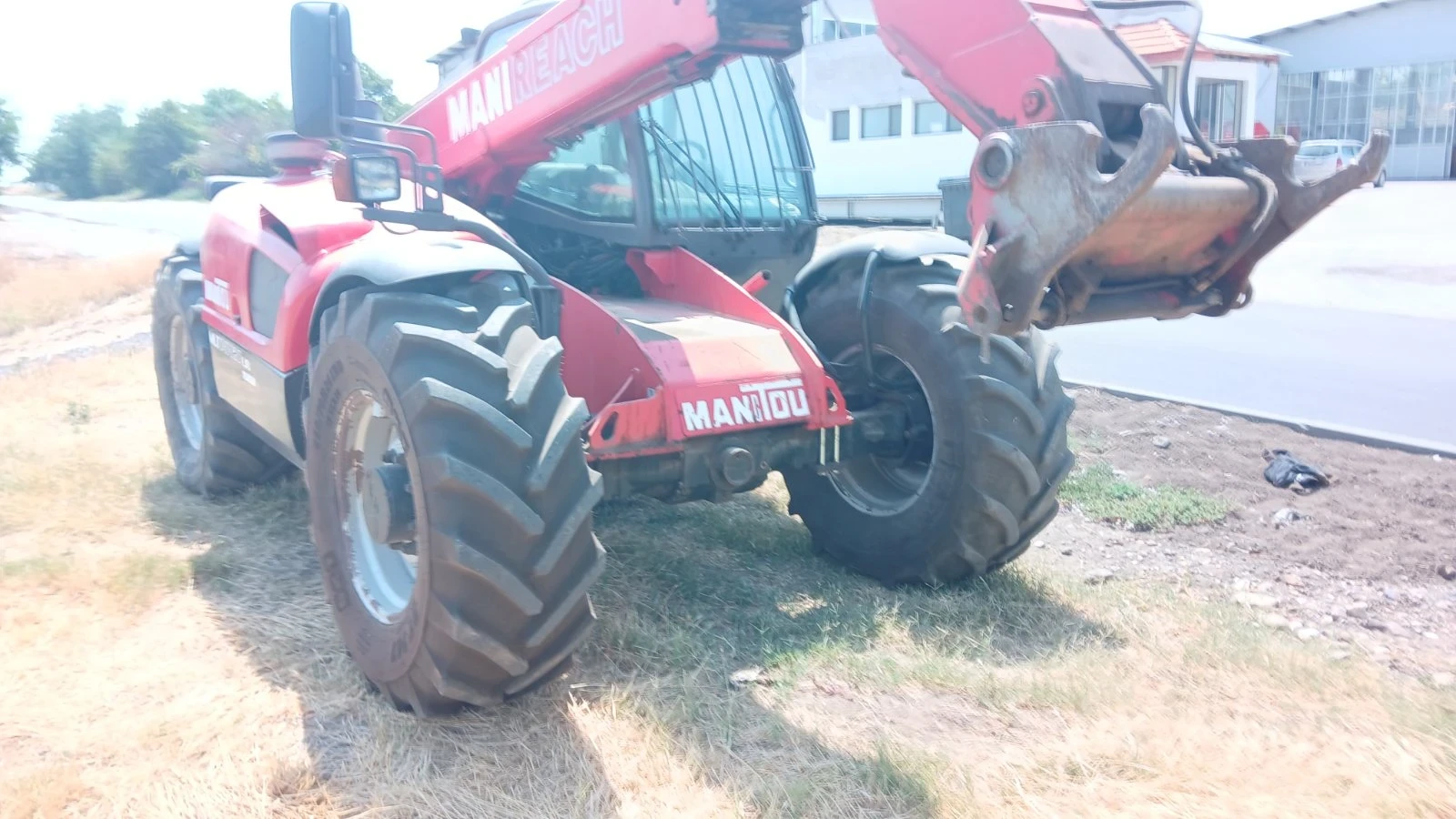 Телескопичен товарач Manitou MLT 741 120 LSU Turbo - изображение 4