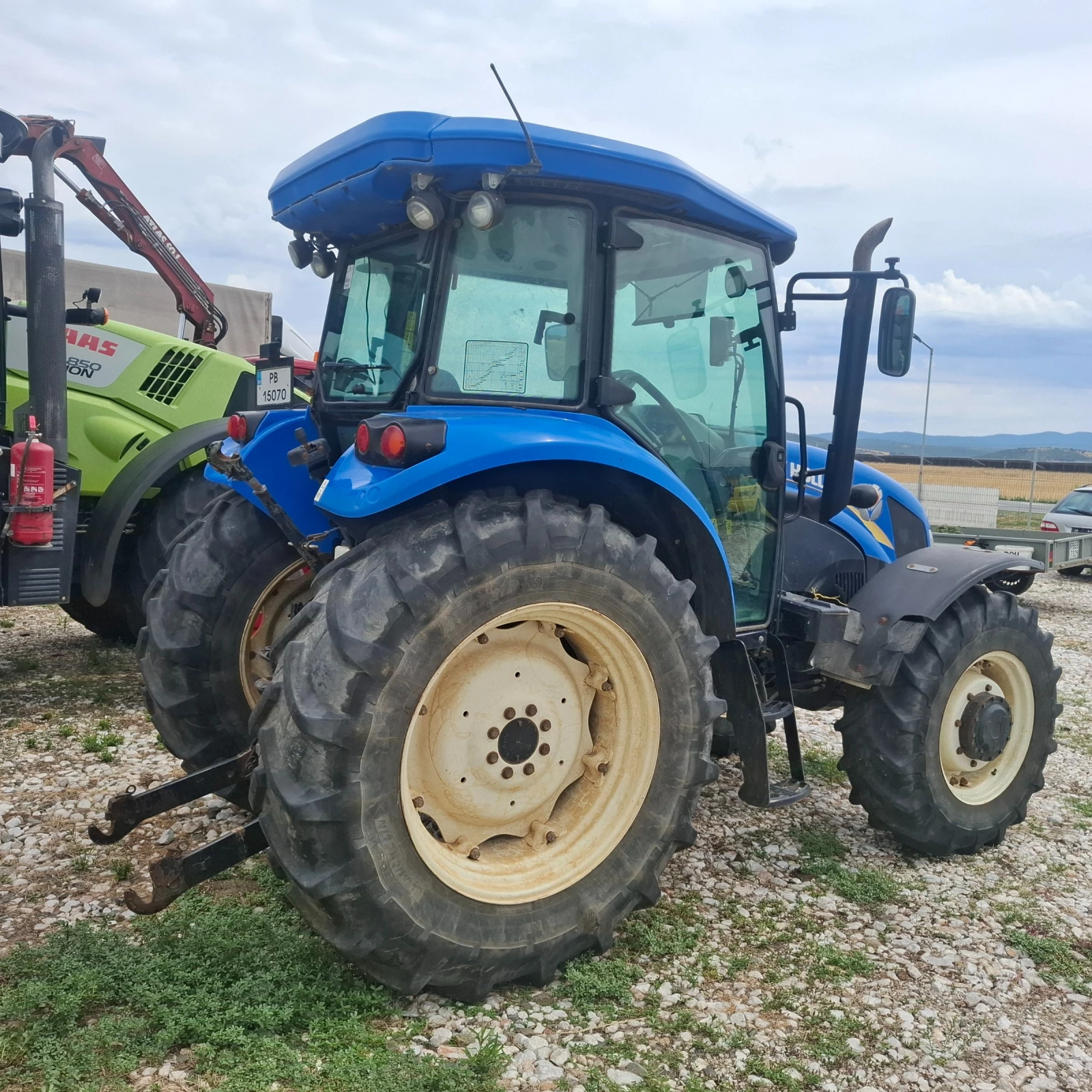 Трактор New Holland TD5 105 - изображение 5