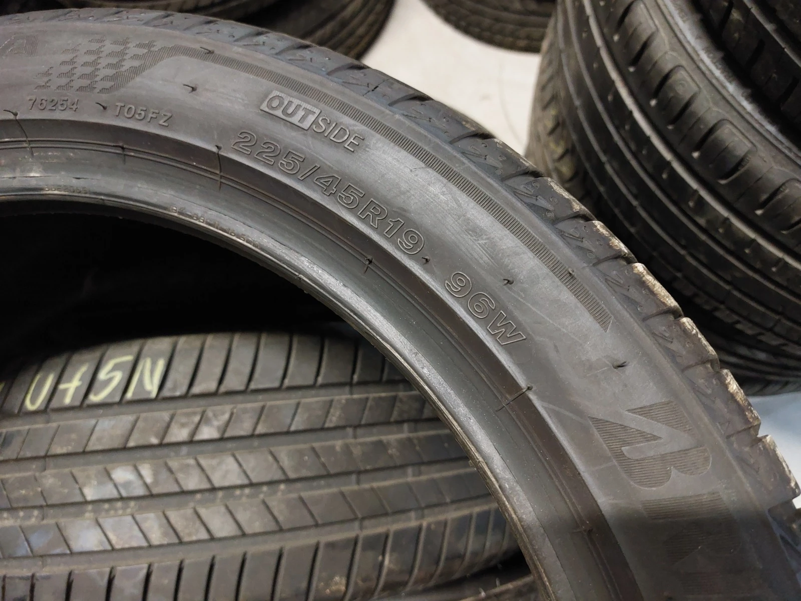  225/45R19 | Mobile.bg   8