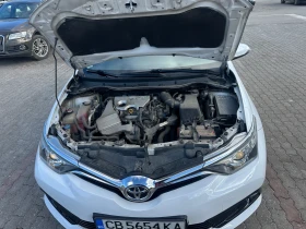 Toyota Auris, снимка 11