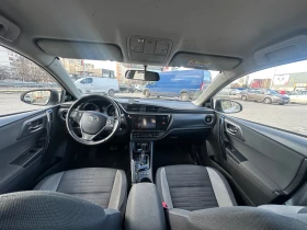 Toyota Auris, снимка 6