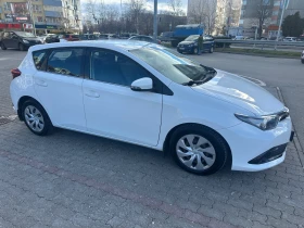 Toyota Auris, снимка 1
