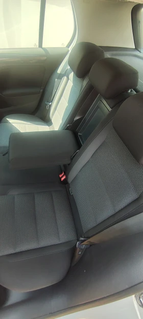 VW Golf 1.6 Multi-Fuel , снимка 9