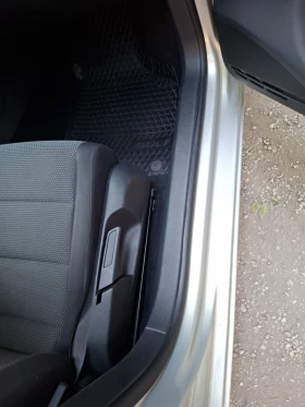 VW Golf 1.6 Multi-Fuel , снимка 11