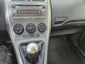 Toyota Auris 1.6 Газов инжекцион , снимка 9