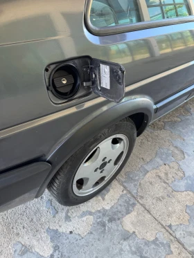 VW Golf - 2500 € / 4889.57 лв. - 27145528 7