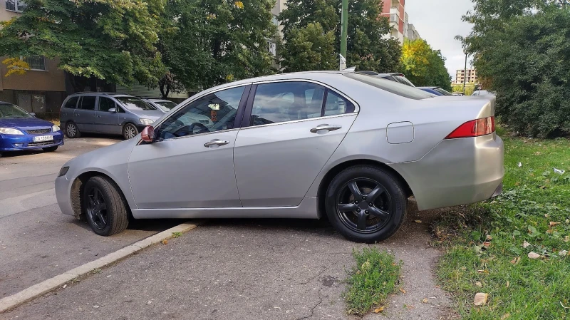 Honda Accord 2.2 Diesel, снимка 3 - Автомобили и джипове - 47355175