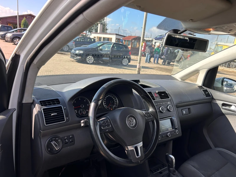 VW Touran 2.0TDI AVTOMAT EURO 5, снимка 11 - Автомобили и джипове - 47497318