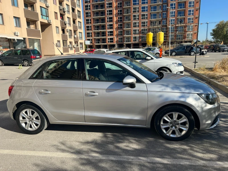 Audi A1, снимка 4 - Автомобили и джипове - 47673687