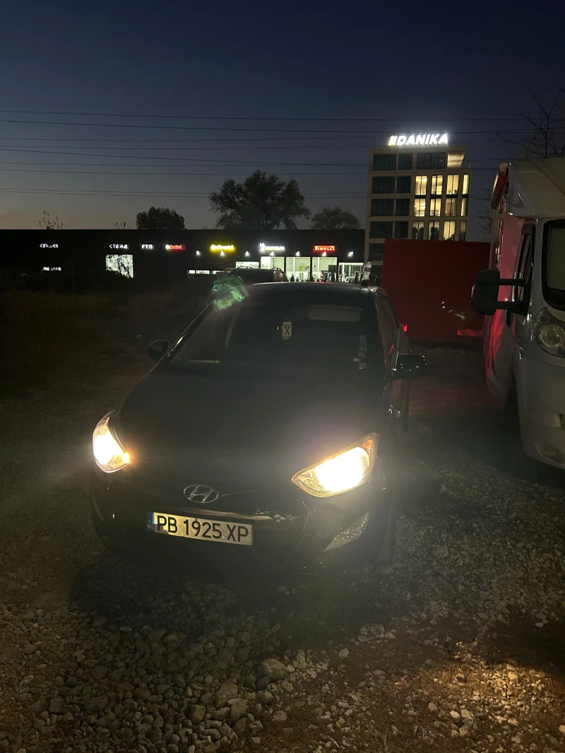 Hyundai I20, снимка 11 - Автомобили и джипове - 47884630