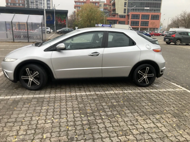 Honda Civic 1.4i ГАЗ, снимка 3 - Автомобили и джипове - 48220761