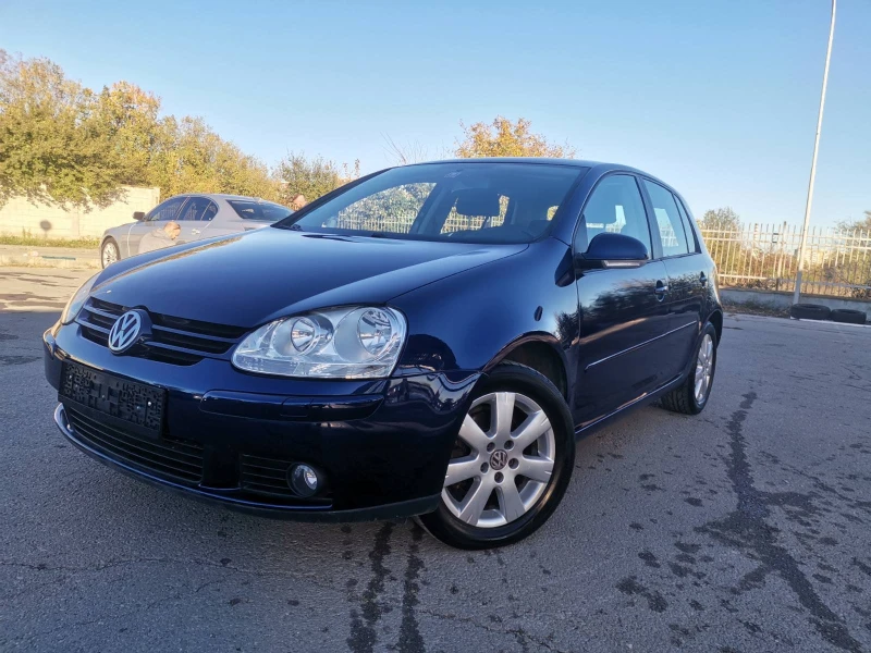 VW Golf КОЛЕДНА ПРОМОЦИЯ1.6i/HIGH LiNE, снимка 1 - Автомобили и джипове - 48222115