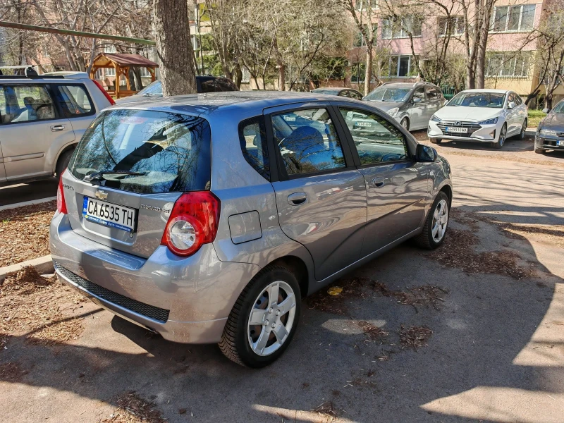 Chevrolet Aveo, снимка 4 - Автомобили и джипове - 49586543