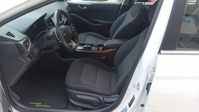 Hyundai Ioniq, снимка 7 - Автомобили и джипове - 49024889