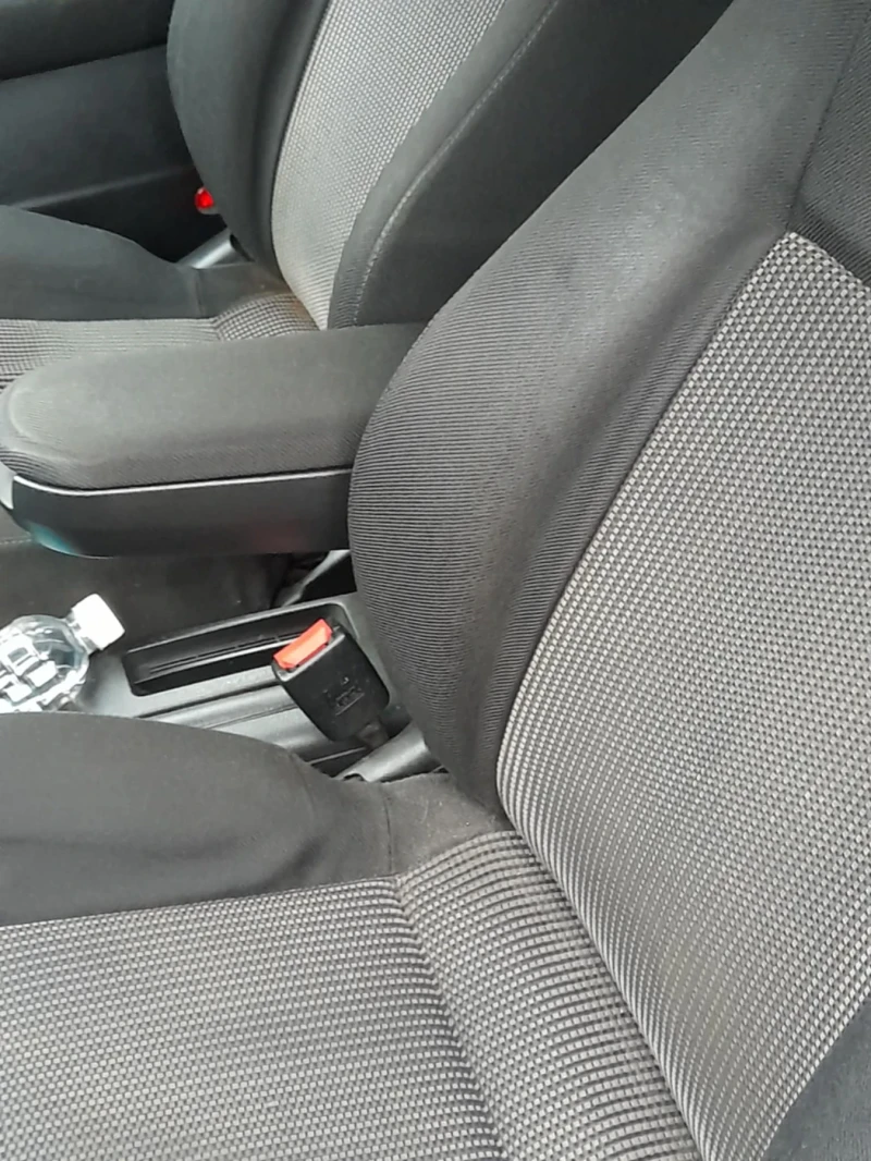 VW Golf, снимка 7 - Автомобили и джипове - 51380802