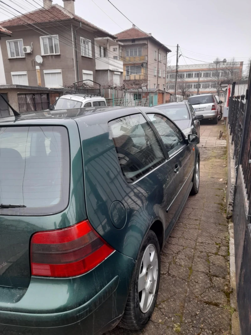 VW Golf, снимка 4 - Автомобили и джипове - 51380802