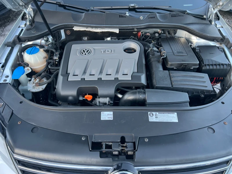 VW Passat B7 2.0TDI, снимка 16 - Автомобили и джипове - 52492393