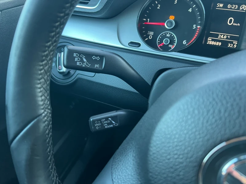VW Passat B7 2.0TDI, снимка 13 - Автомобили и джипове - 52492393