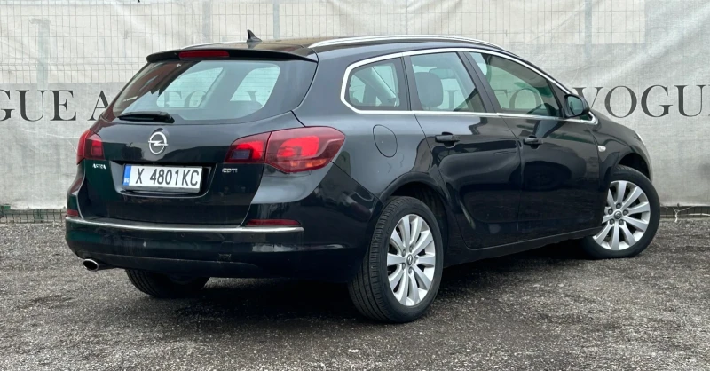 Opel Astra 2.0CDTI* Автоматик* Камера* Ксенон* Навигация, снимка 2 - Автомобили и джипове - 52651113