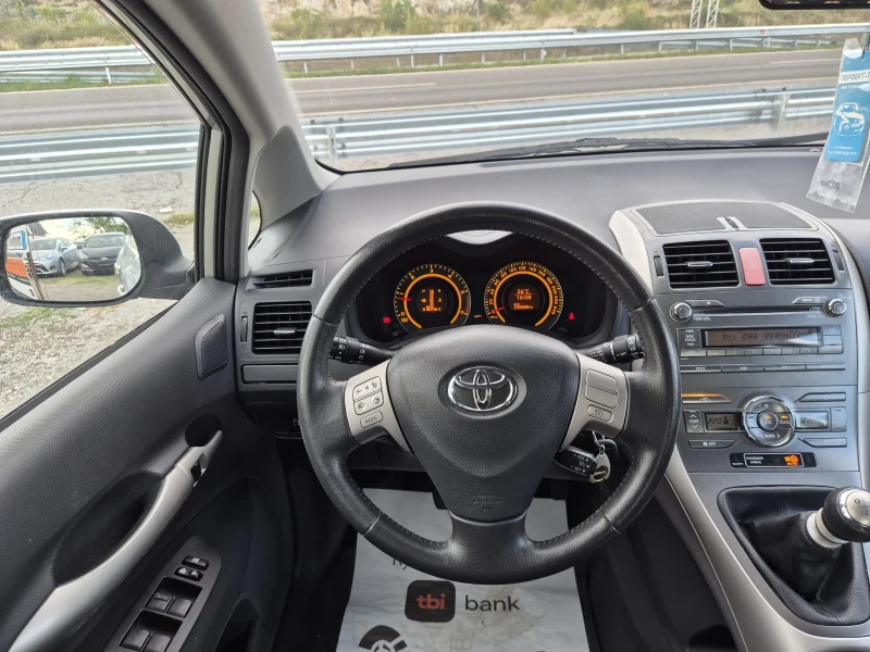 Toyota Auris 2, 0 D4D/6sk/Germany , снимка 11 - Автомобили и джипове - 52768257