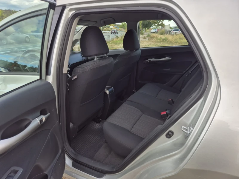 Toyota Auris 2, 0 D4D/6sk/Germany , снимка 10 - Автомобили и джипове - 52768257