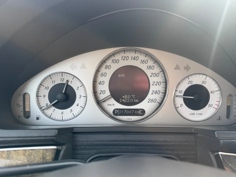 Mercedes-Benz E 320 3200, снимка 12 - Автомобили и джипове - 52879217