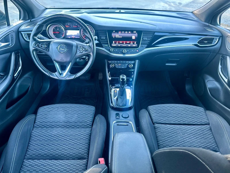 Opel Astra 1.6 дизел  Автоматик , снимка 12 - Автомобили и джипове - 53114416