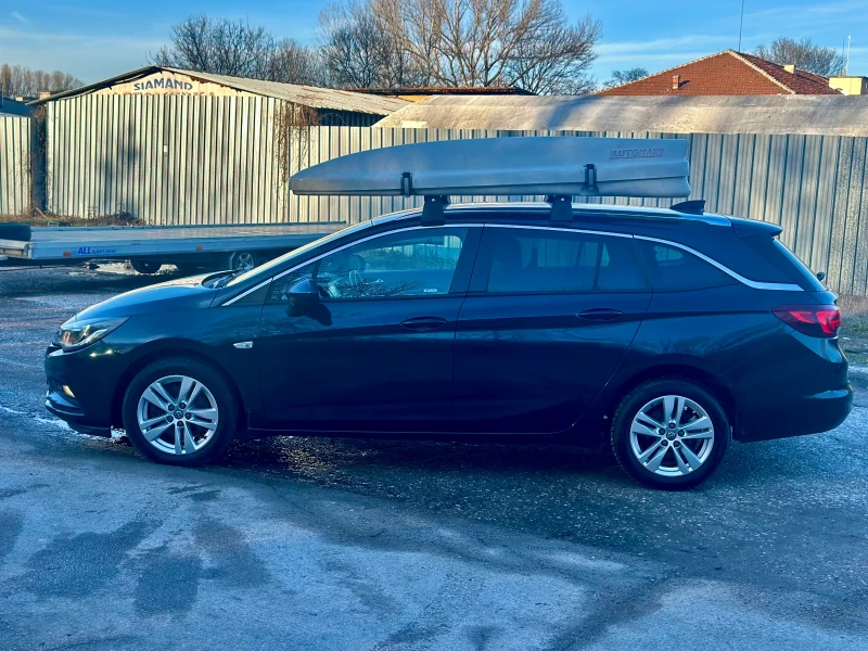 Opel Astra 1.6 дизел  Автоматик , снимка 7 - Автомобили и джипове - 53114416