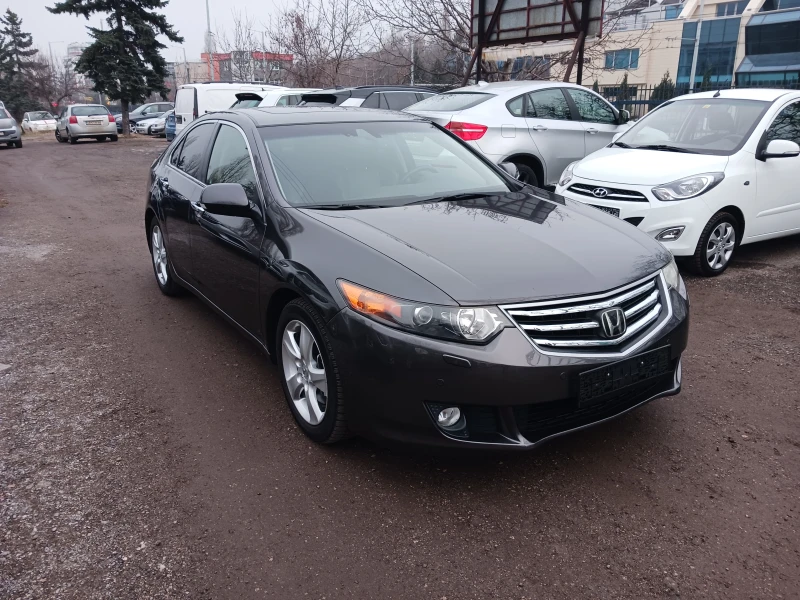 Honda Accord 2.4 i-VTEC, снимка 3 - Автомобили и джипове - 53215663