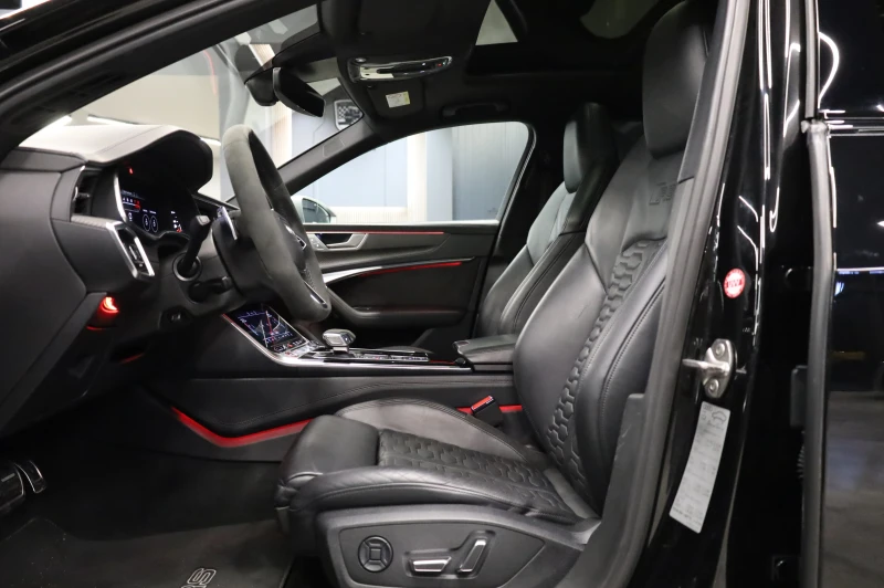 Audi Rs6 CARBON* CERAMIC BRAKE* B&O* PANO* 360* , снимка 13 - Автомобили и джипове - 53390433