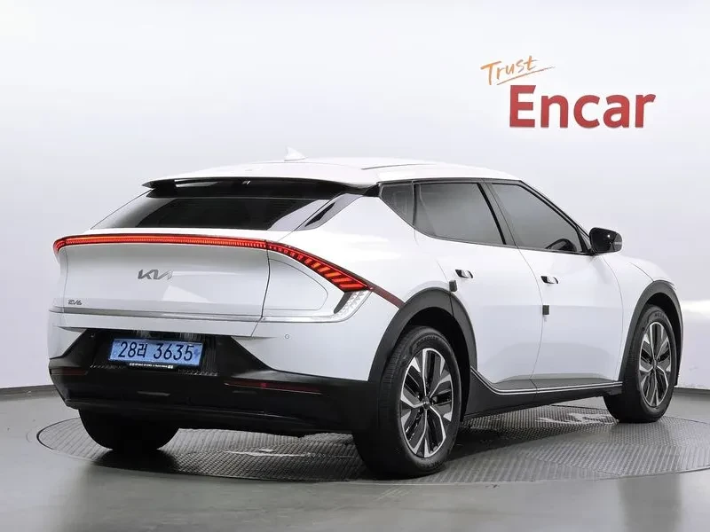 Kia EV6 Long Range Air - САМО 30% АВАНС, снимка 2 - Автомобили и джипове - 56288235