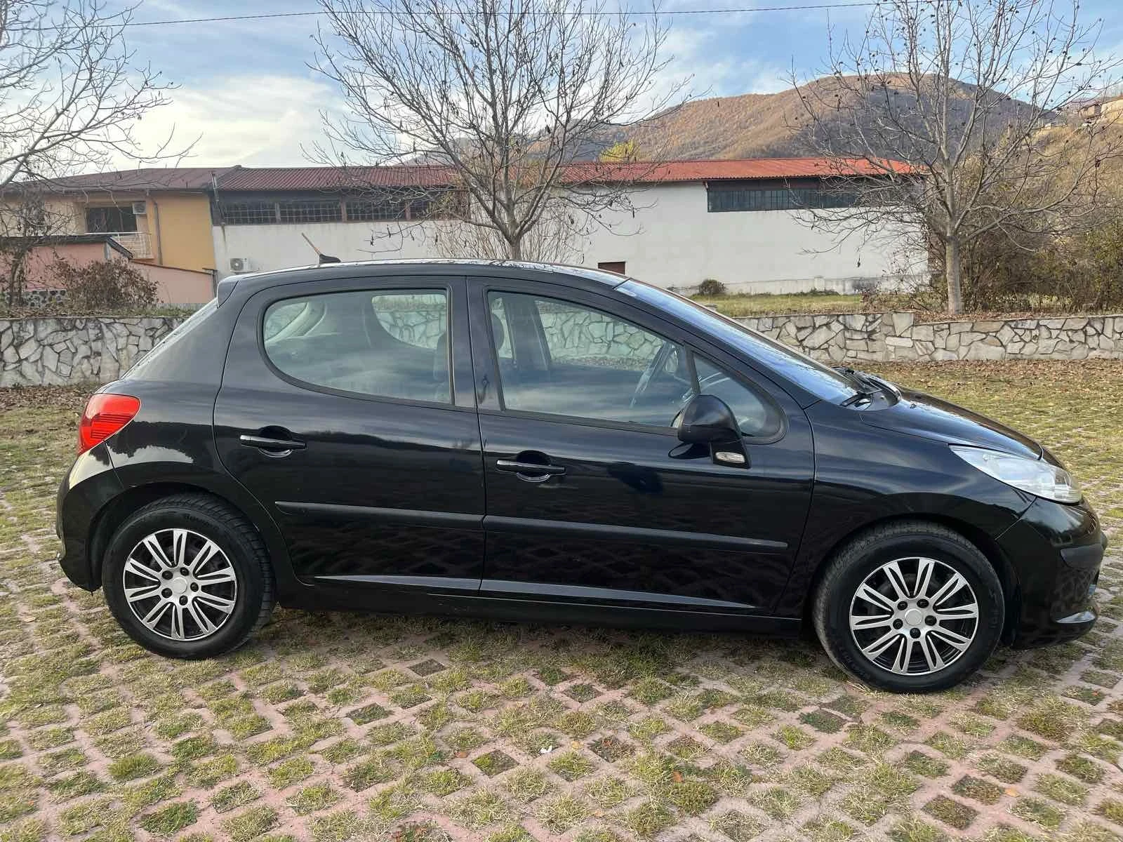 Peugeot 207 1.4 (75kc)* * * НОВ ВНОС* * *  - изображение 8