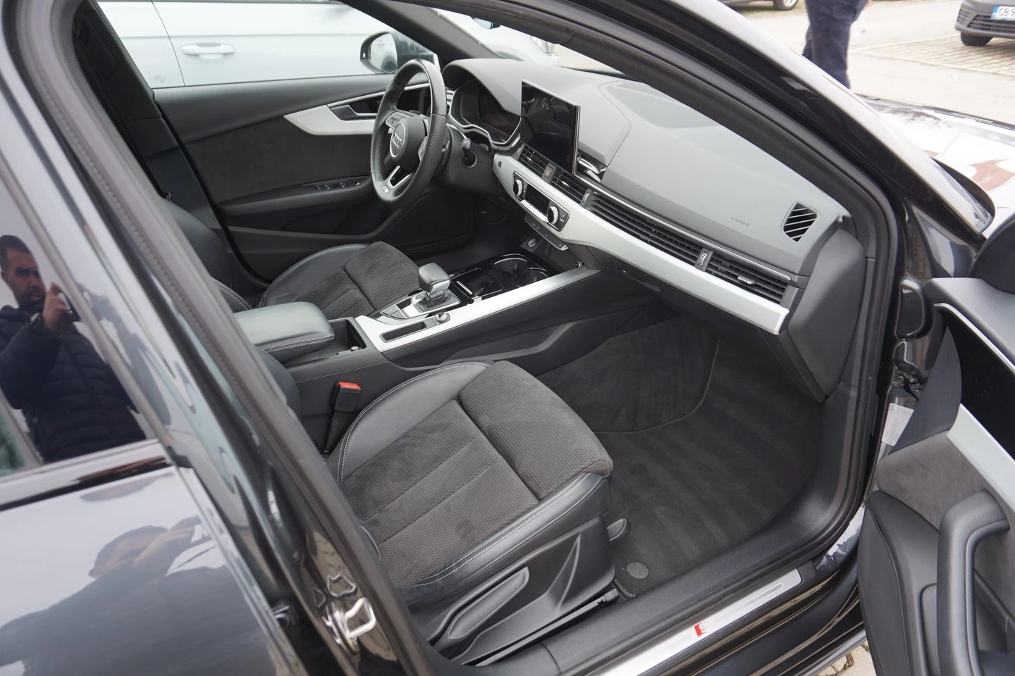 Audi A4 advanced 35 TFSI - изображение 6
