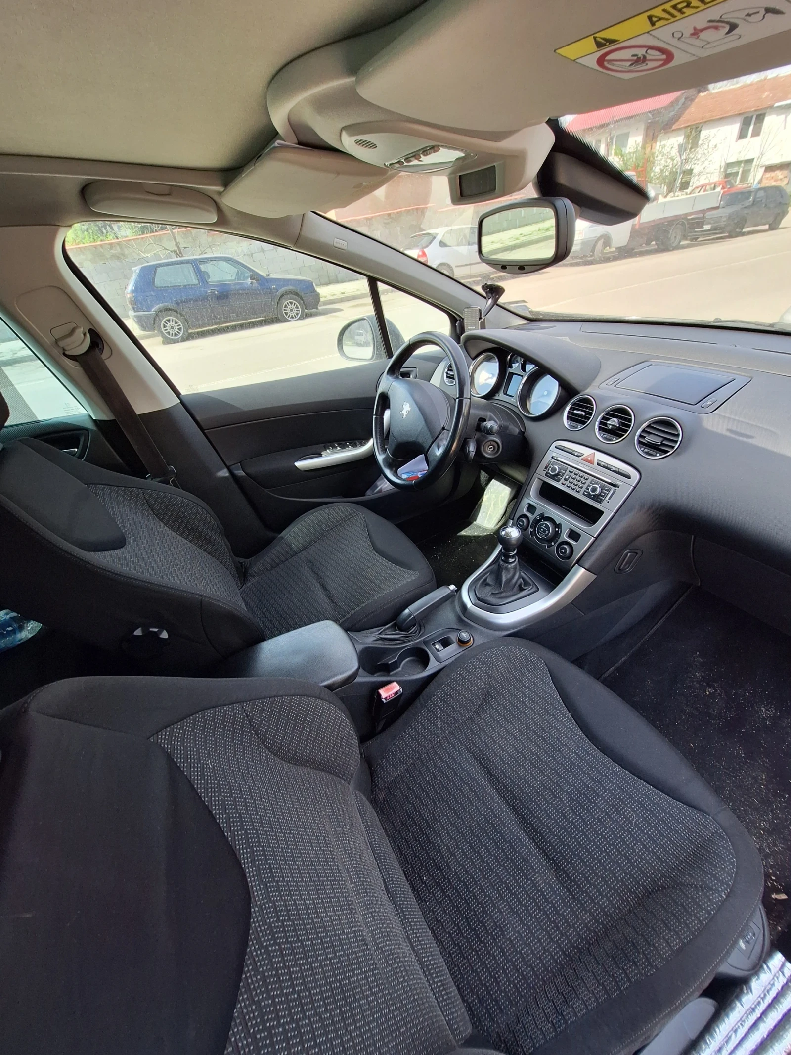 Peugeot 308  - изображение 8