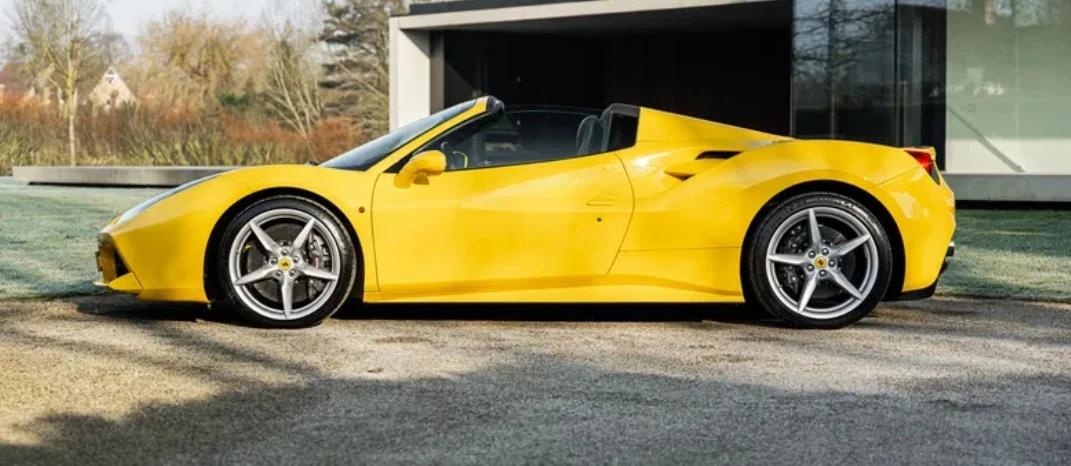 Ferrari 488 Spider 3.9 V8 - изображение 4