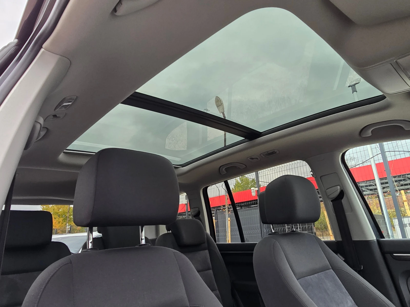 VW Touran 1.4 TSI EcoFuel Highline// | Mobile.bg   16