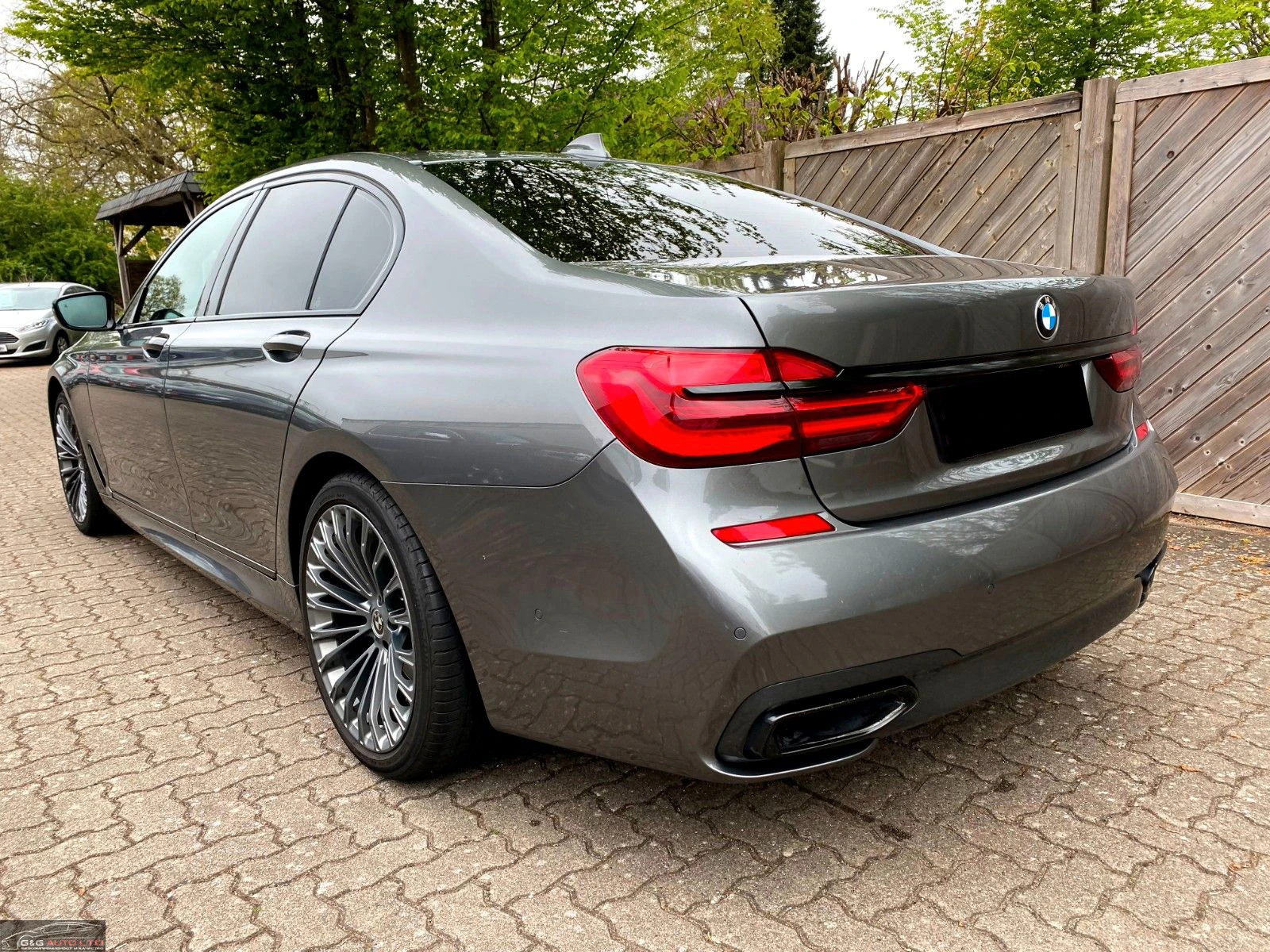 BMW 730 d/xDRIVE/265HP/M-SPORT/CARBON/360/HEADUP/AMBI/226f - изображение 2