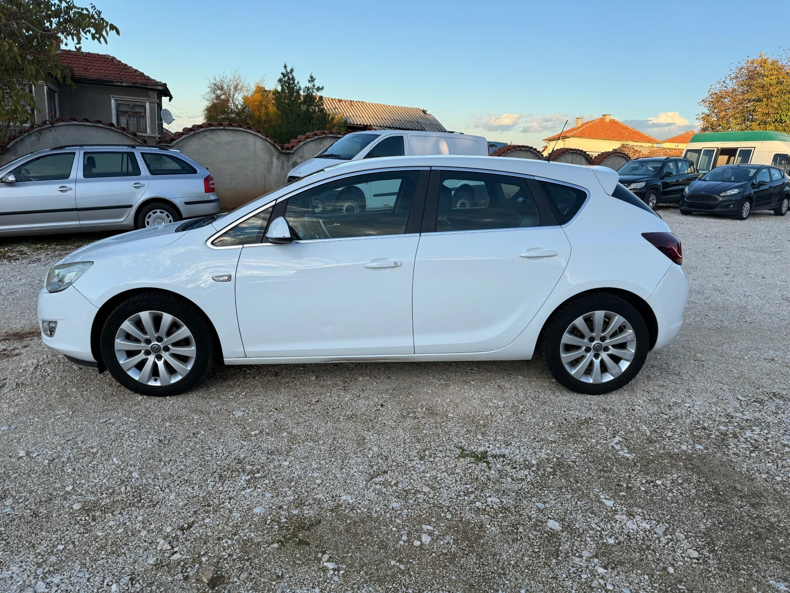Opel Astra 1, 7CDTI-COSMO | Mobile.bg — изображение 3