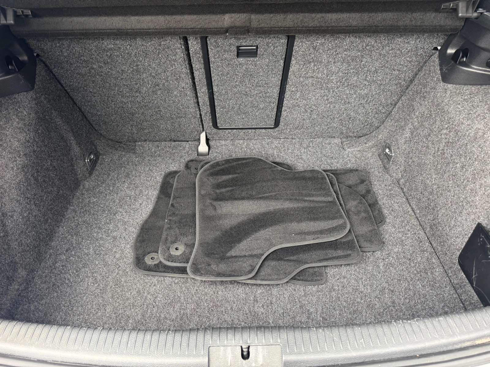 VW Golf 2.0TDi Highline | Mobile.bg   14