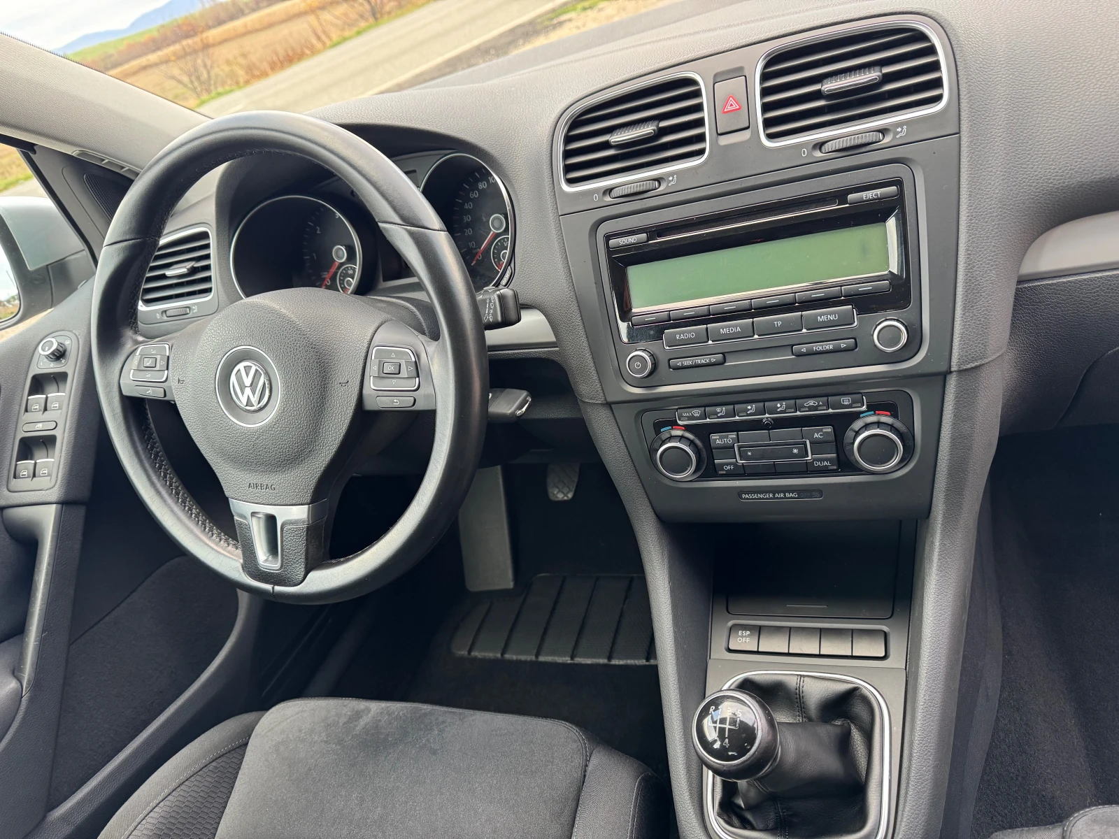 VW Golf 2.0TDi Highline | Mobile.bg   11